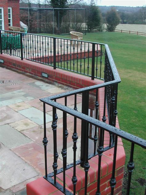 custom metal railings swindon